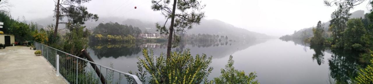 Casa Do Avo Xico - Geres Lake House - 10Pax Kültér fotó