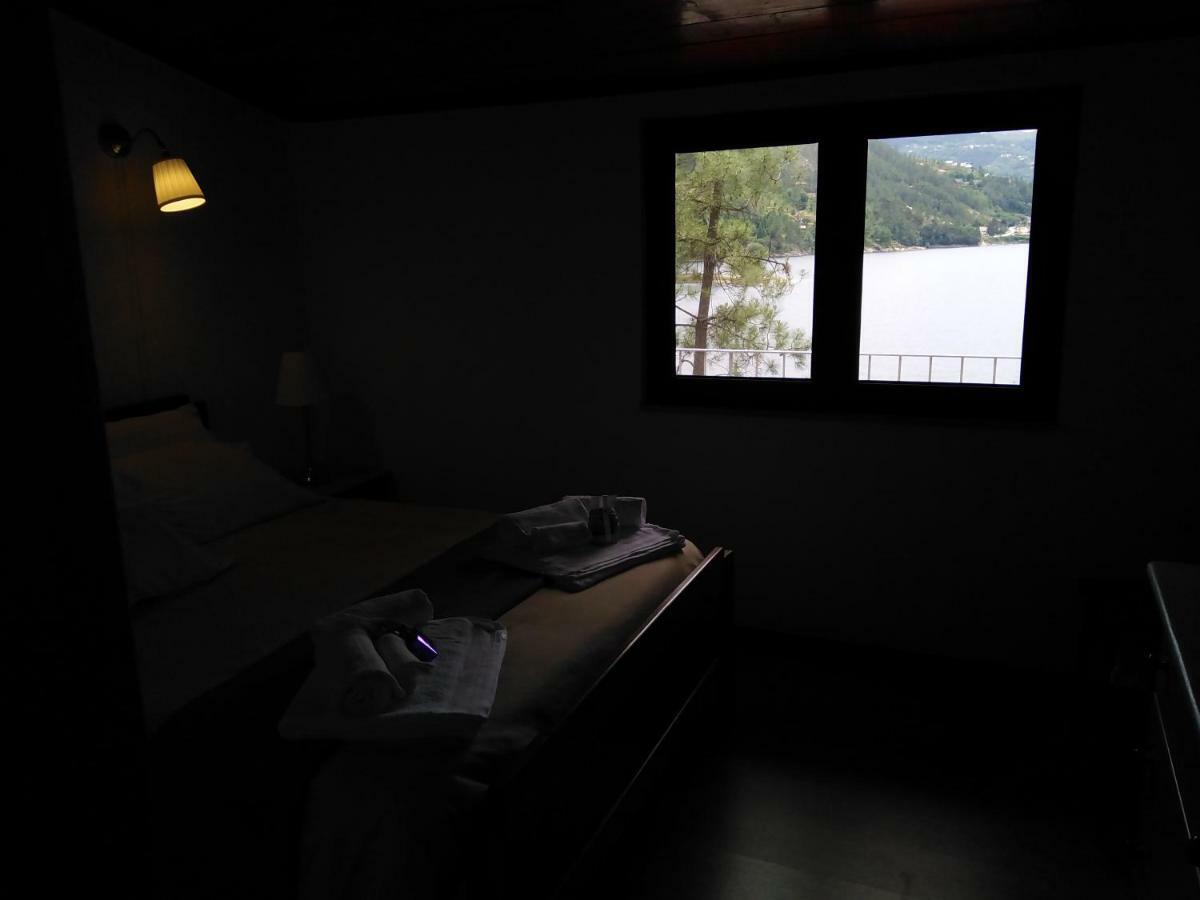 Casa Do Avo Xico - Geres Lake House - 10Pax Kültér fotó